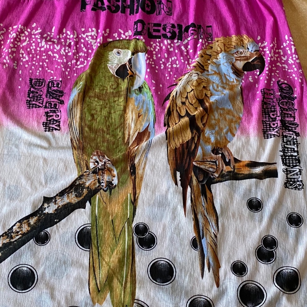 Summer top w/Parrot top 1/2 pink & 1/2 White